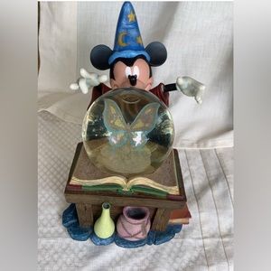 DISNEY MICKEY MOUSE SORCERER'S APPRENTICE SNOW GLOBE WITH FIBER OPTIC BUTTERFLY